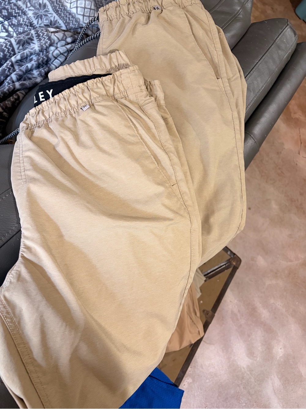 Hurley Men's Khaki Elastic-Waist Chino Joggers